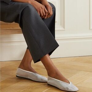 Le Monde Beryle Luna Flat